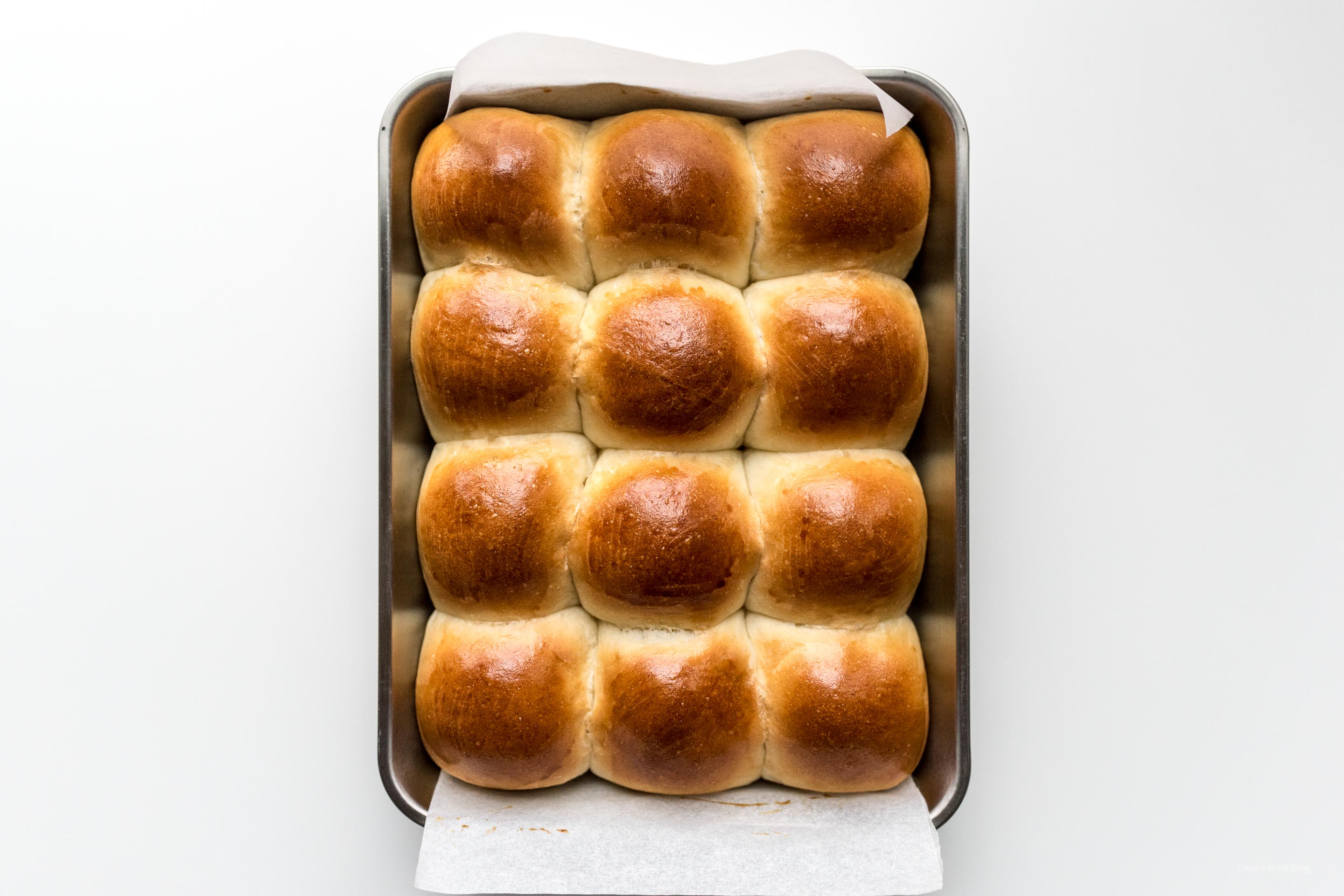 everything bagel dinner rolls \ wwww.iamafoodblog.com
