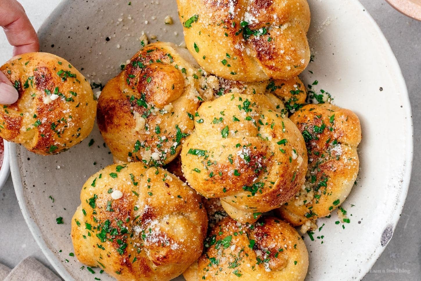 parmesan garlic knots | www.iamafoodblog.com