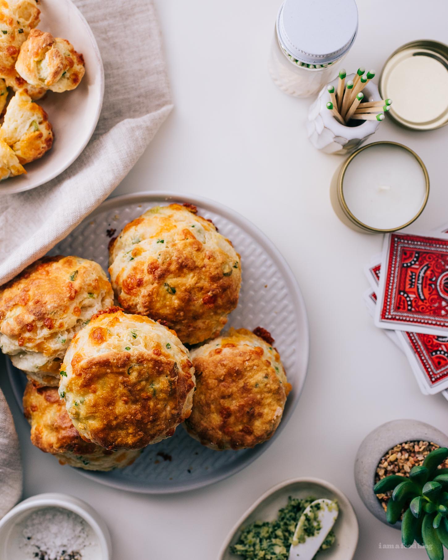 cheddar scallion biscuits | i am a food blog