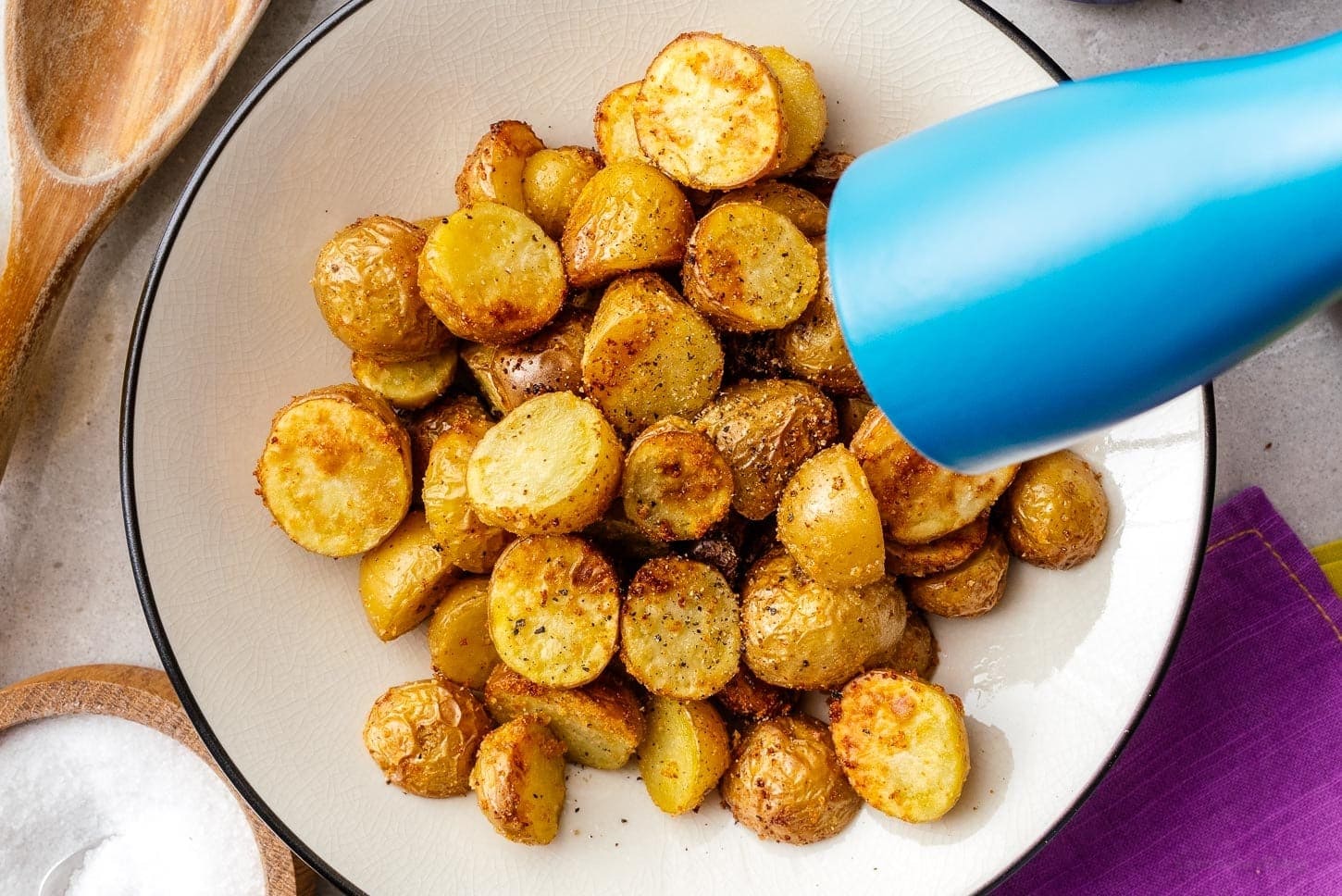 air fryer potatoes | www.iamafoodblog.com
