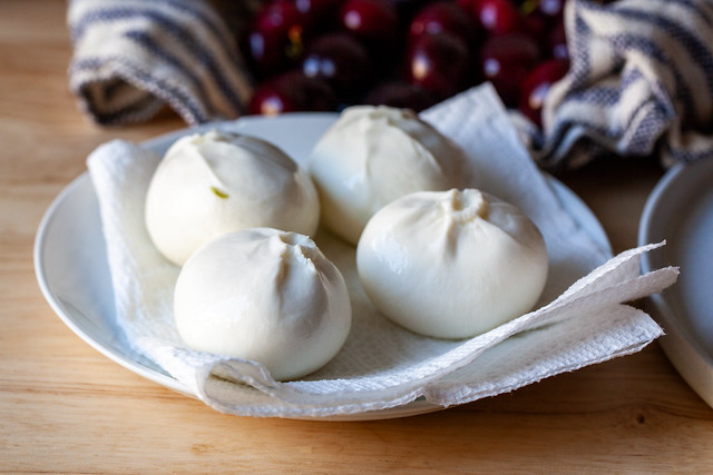 burrata with smashed cherries-2