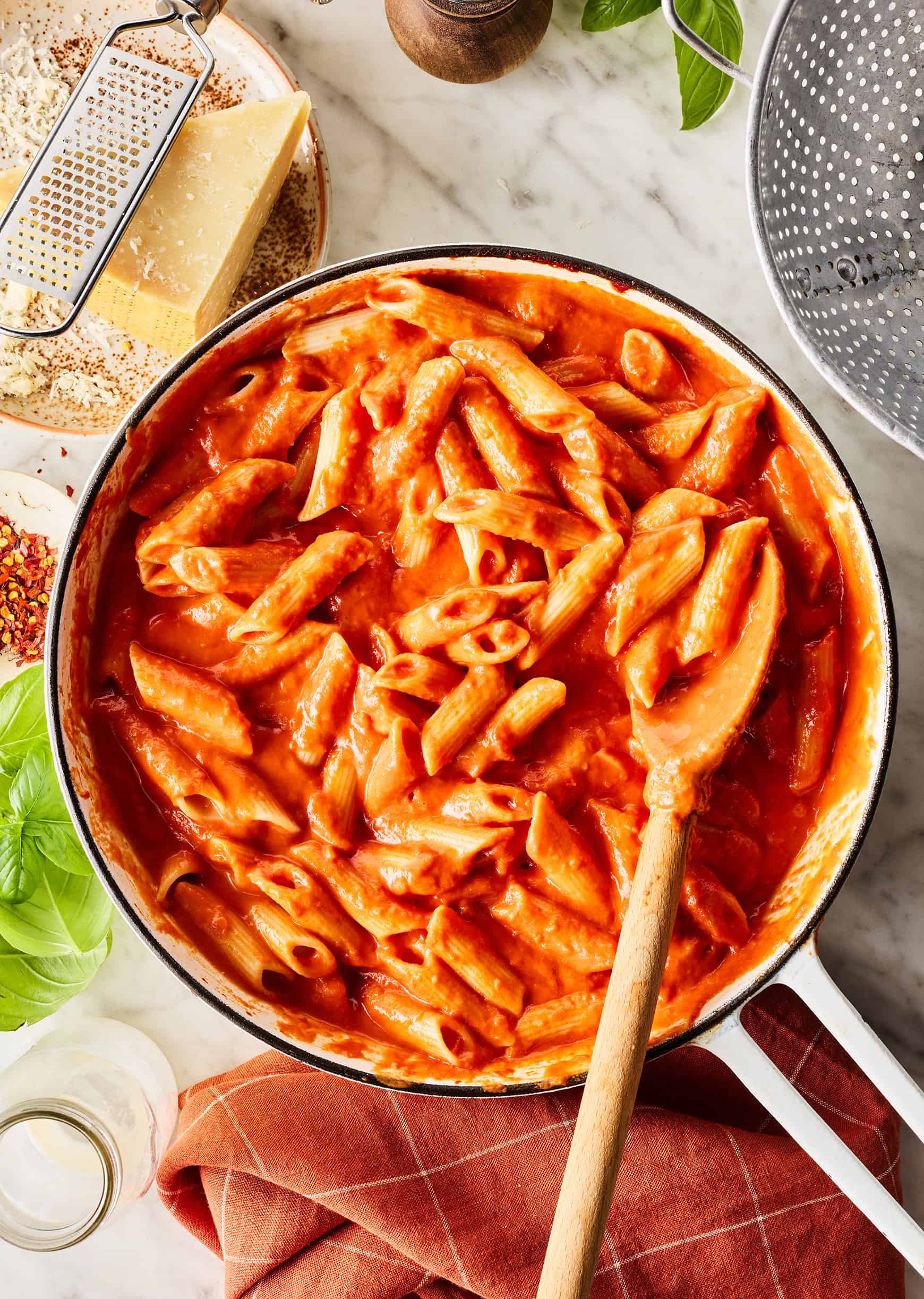 Penne alla vodka in skillet