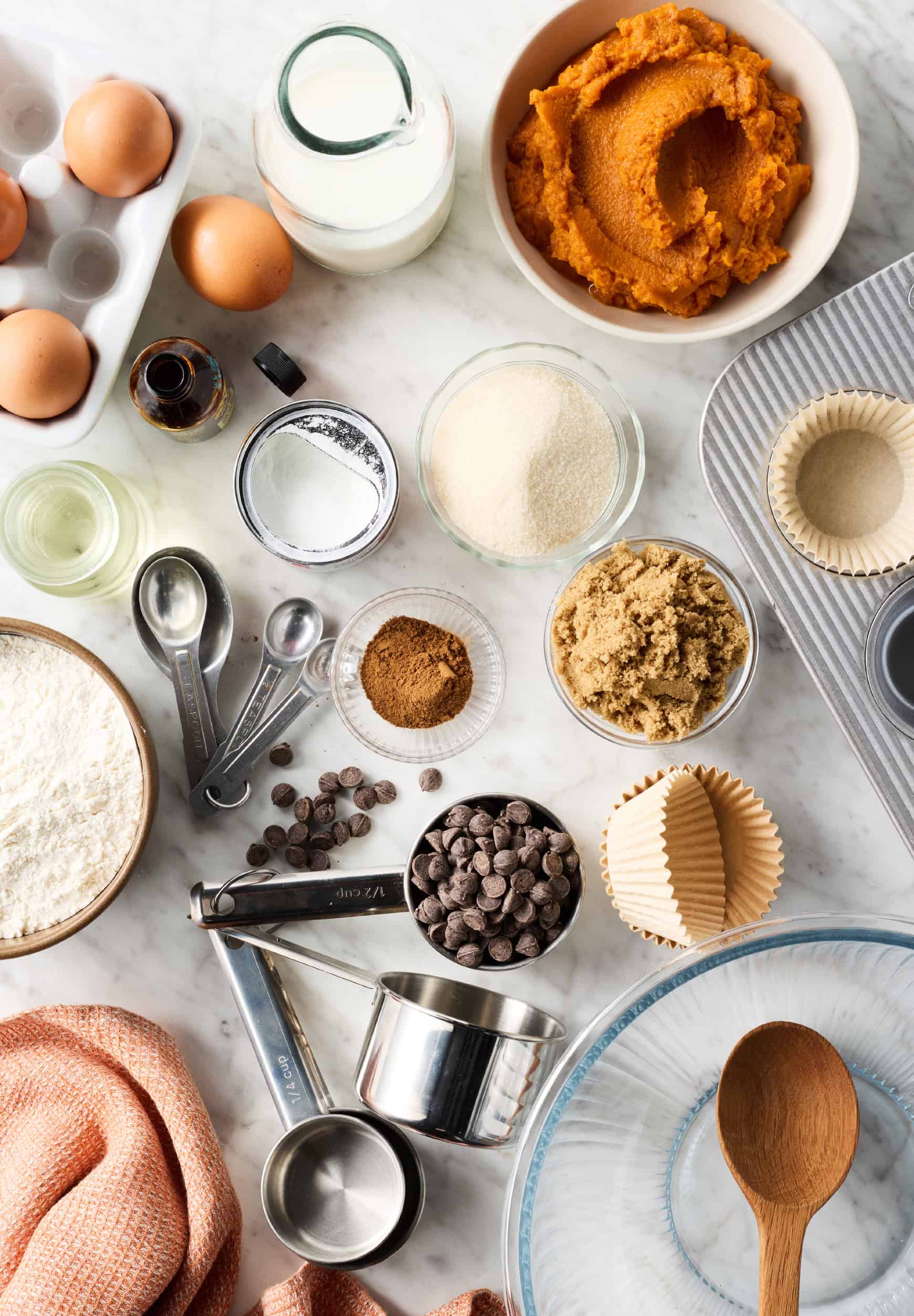 Pumpkin chocolate chip muffins ingredients