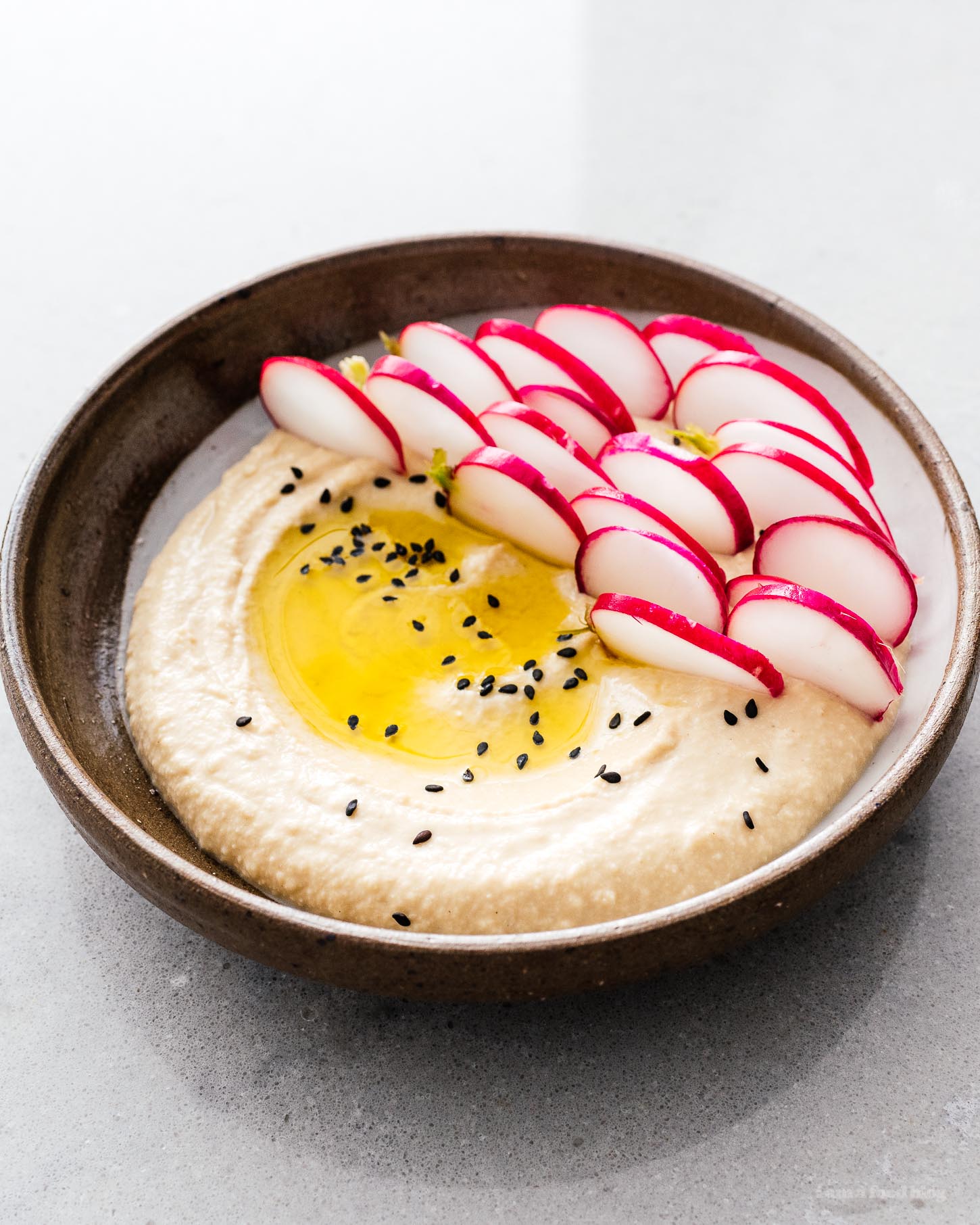 Super Easy Smooth and Creamy Hummus Recipe | www.iamafoodblog.com