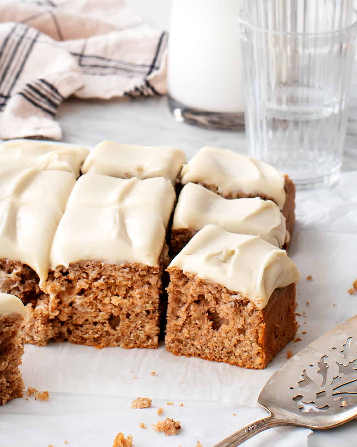 Thanksgiving dessert ideas - applesauce cake with cream cheese frosting