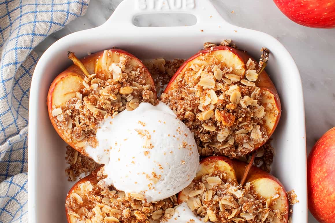 Baked apples
