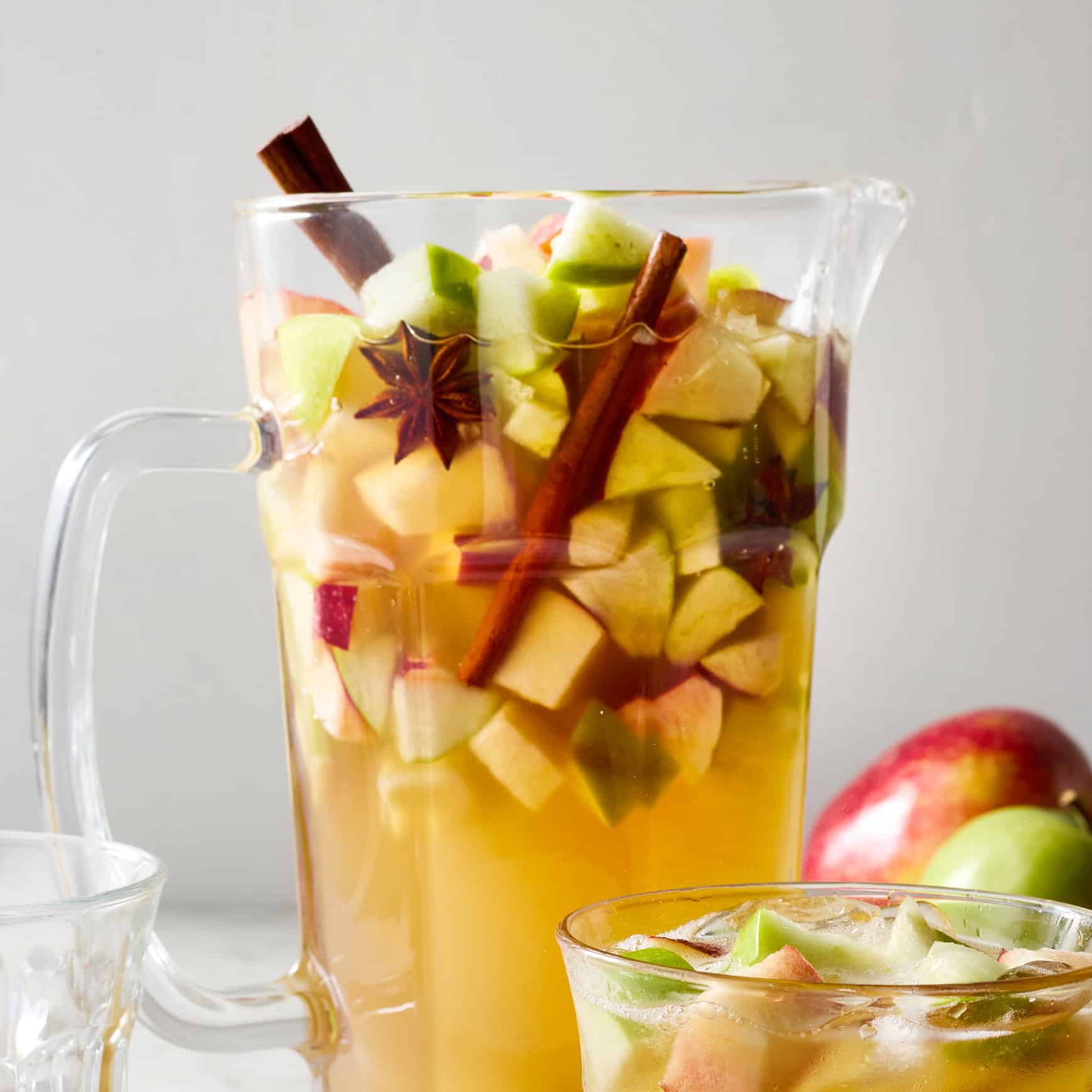 Apple cider sangria