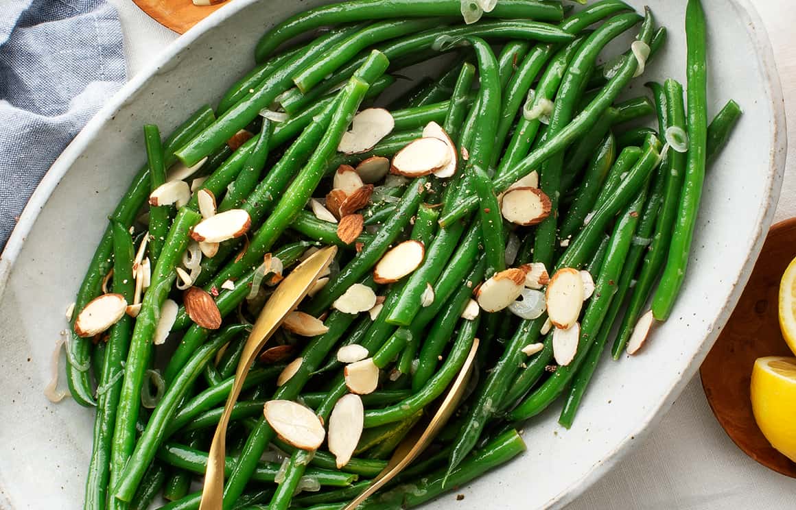 Green beans almondine