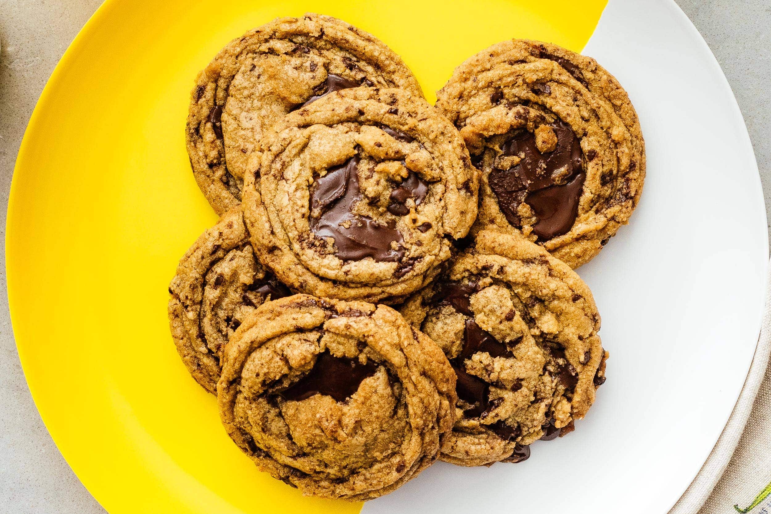 Brown Butter Chocolate Chip Cookies | www.iamafoodblog.com