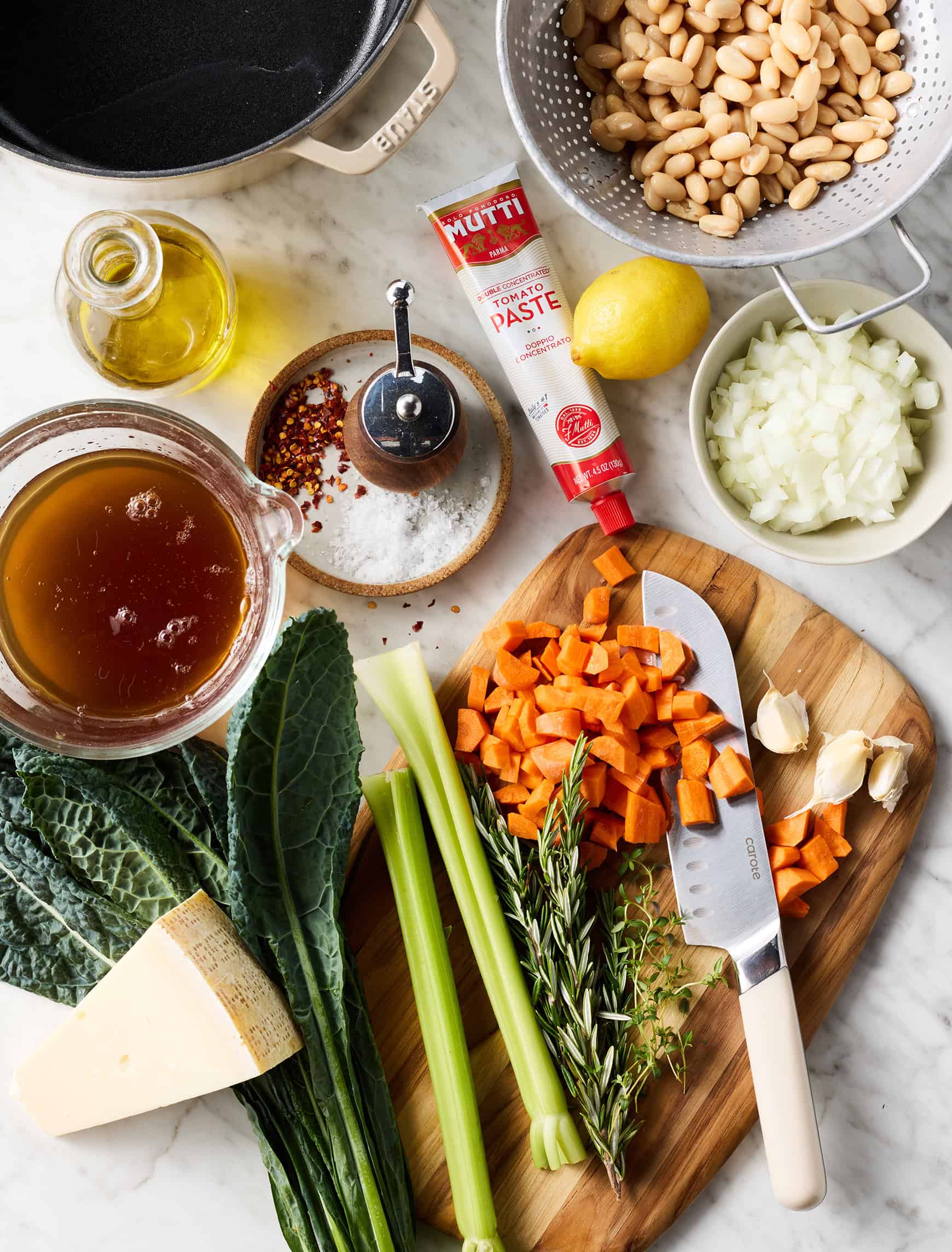 White bean soup ingredients