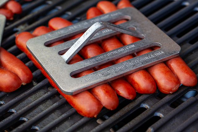 hot dogs with vinegared iceberg-3